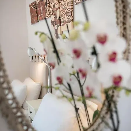 Diotima - Astonishing Seaview Apartment Chania (Crete)