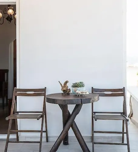 Diotima - Astonishing Seaview *